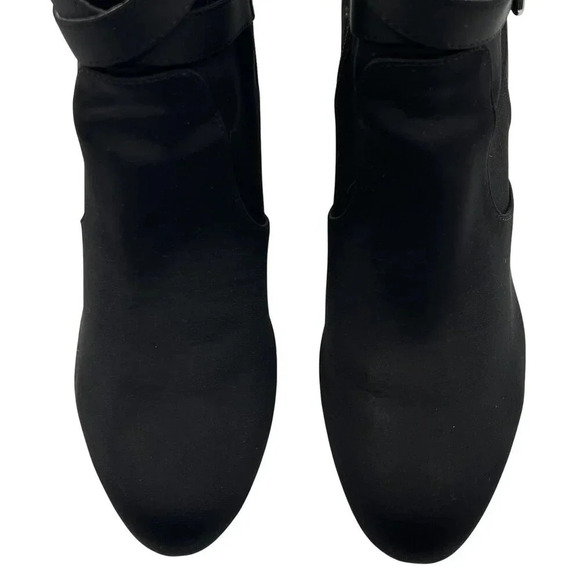 Unisa Unryder Womens 8.5M Black Ankle Bootie Buckle Straps Zip up Biker Boots - Picture 5 of 16